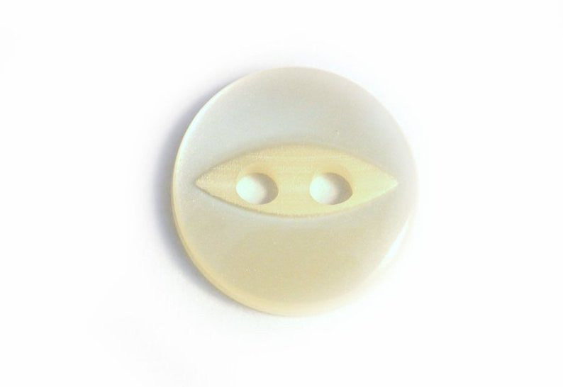 Fisheye Buttons: Cream Pack of 20