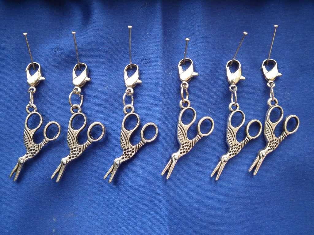 Stitch Markers: Scissors